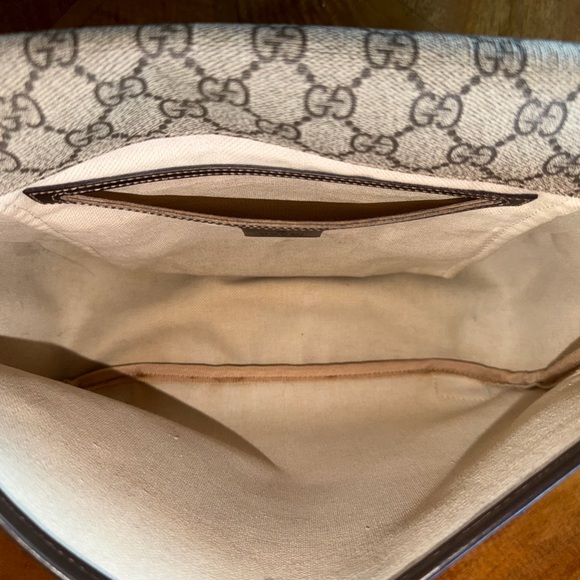 Authentic Gucci Supreme Monogram Shoulder Bag - Picture 8 of 13